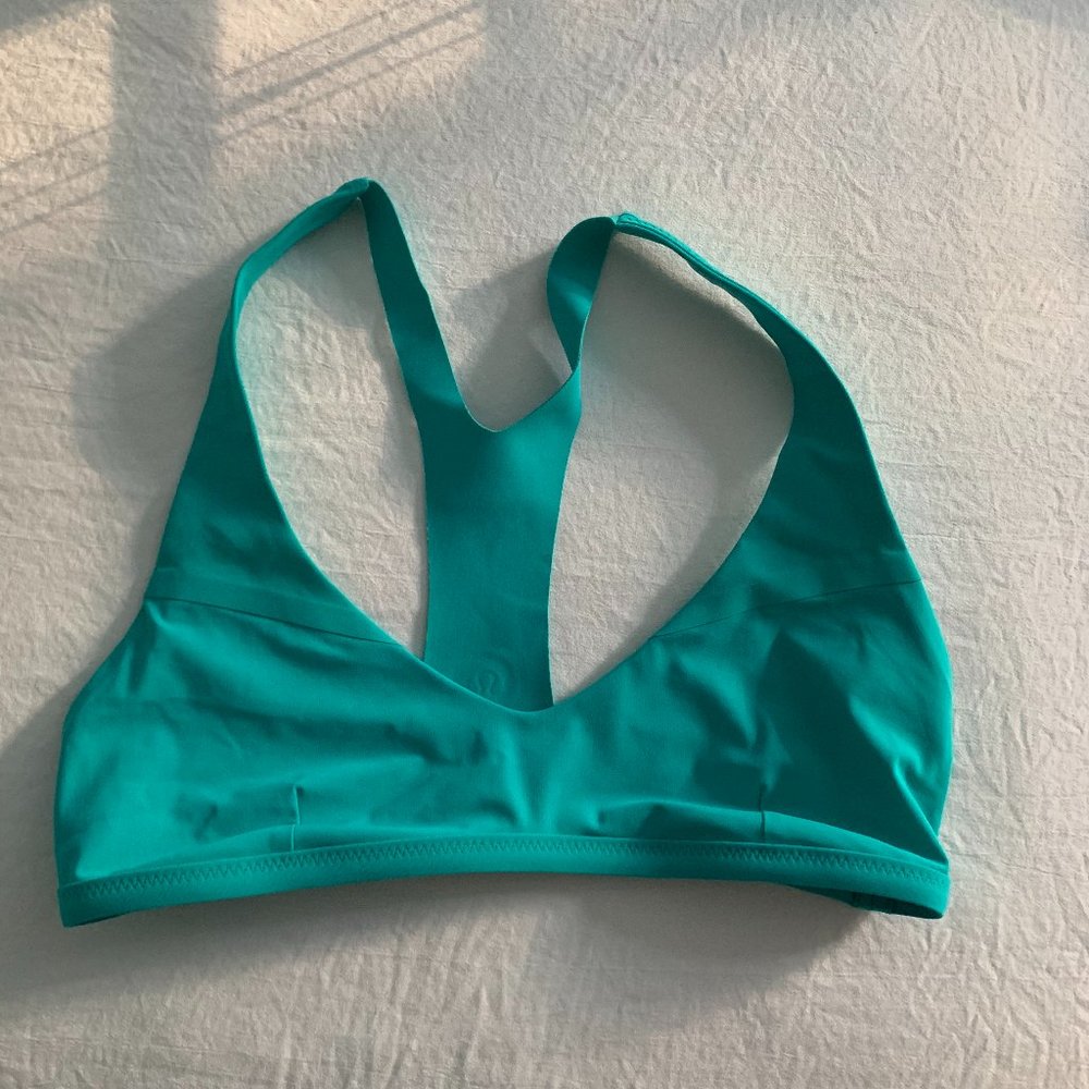 COPY - lululemon sports bra